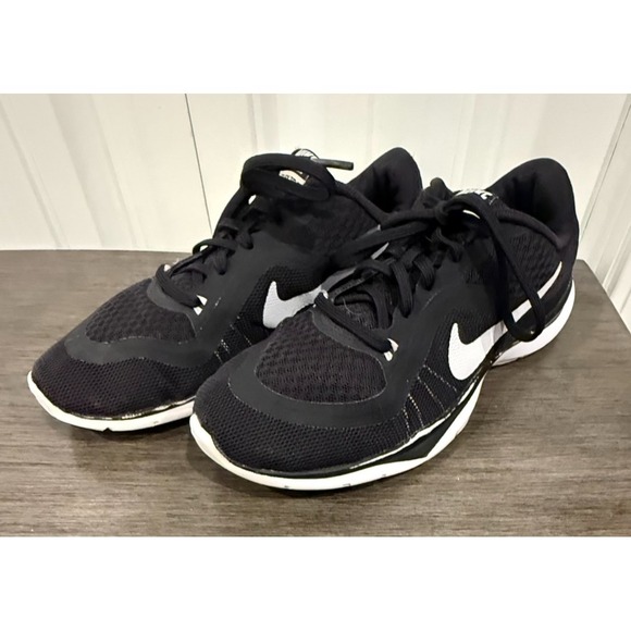 Nike Shoes - Nike Flex TR 6 Women's Training Shoes Black White Size 7 Athletic Sneakers 83121
